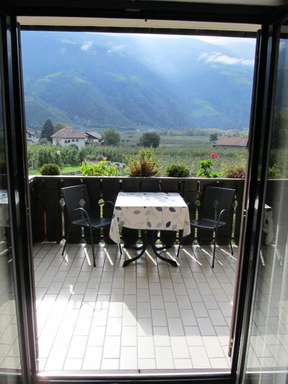 Garni Weghueb Bed & Breakfast Rablà Oda fotoğraf